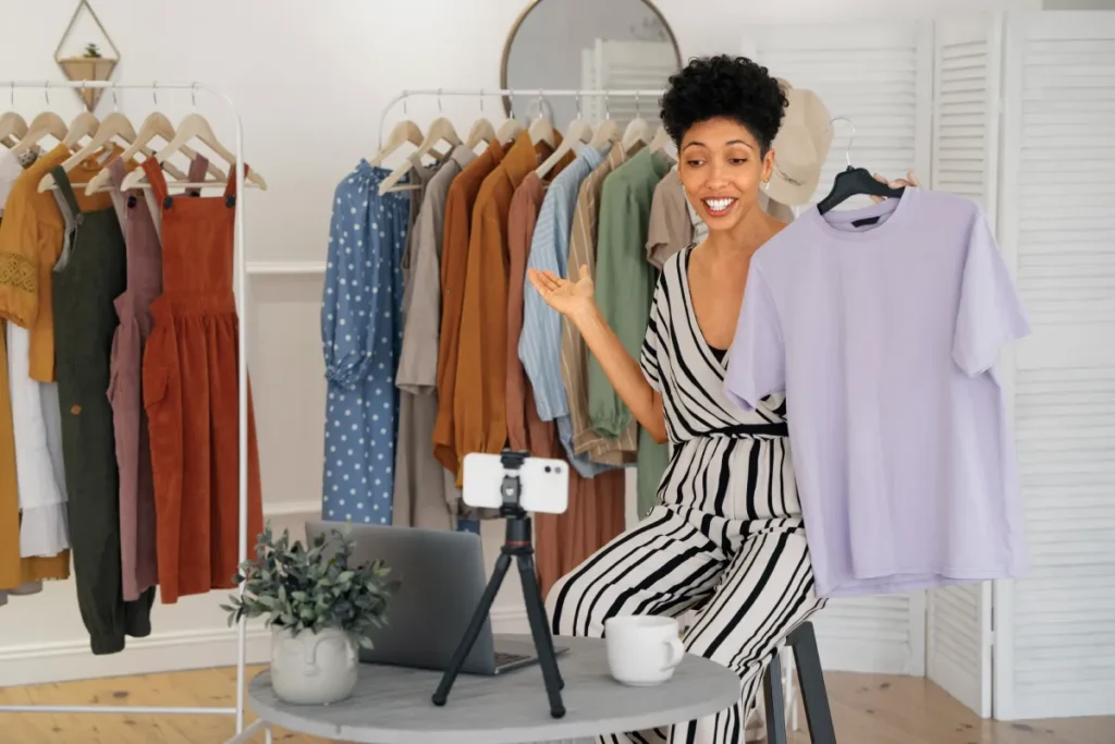 Social commerce
